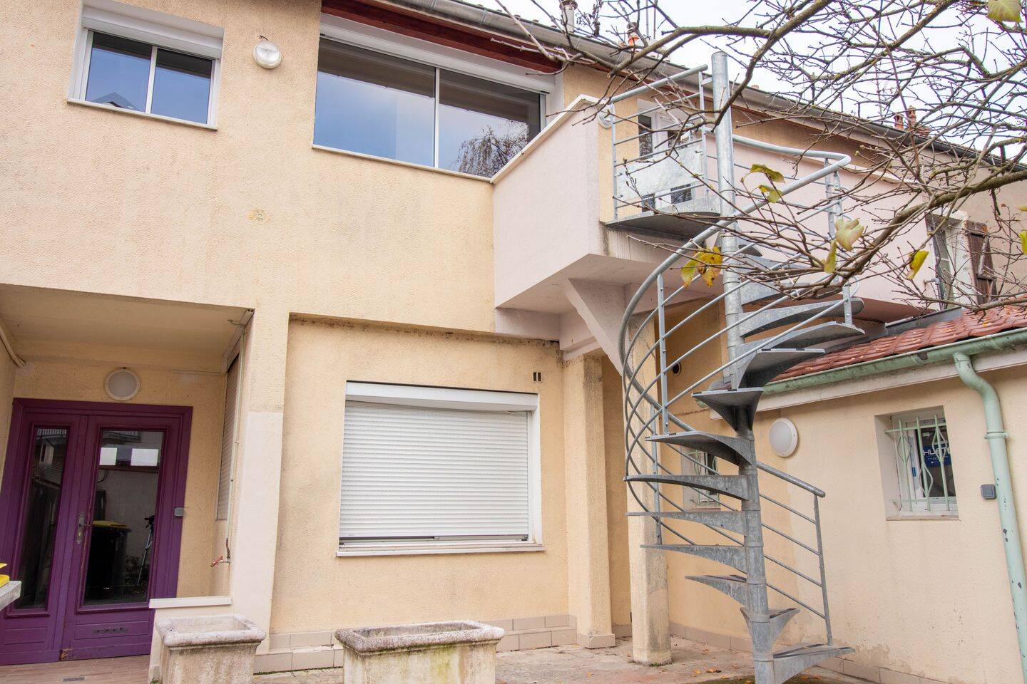 A louer, spacieux duplex neuf et équipé + clim, quartier Jouvence, 87,8 m² carrez et 112,99 m² au sol — 32