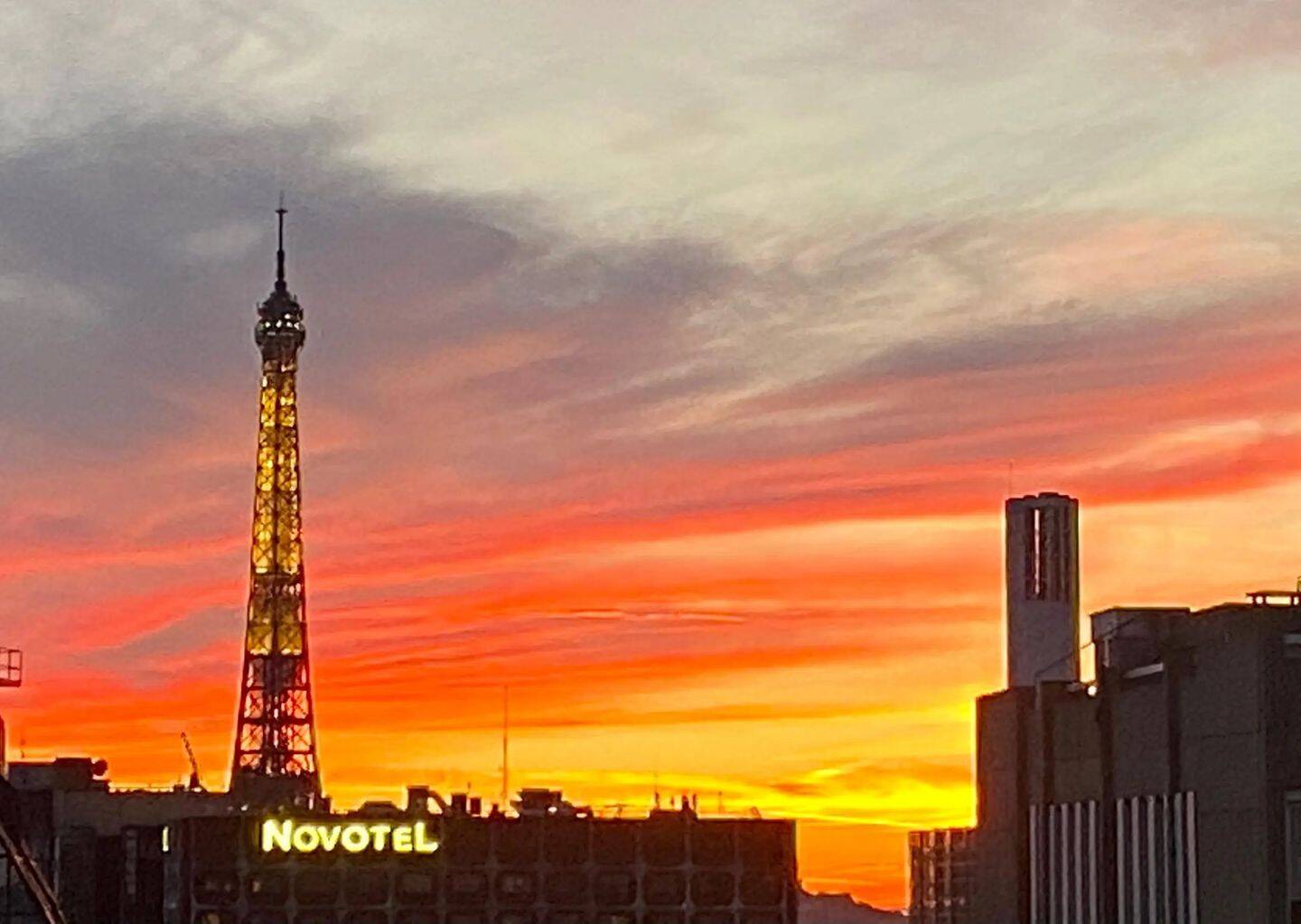 Appartement 4 pièces 107 m² · à Paris 15ème Arrondissement · 107 m² · 1 070 000 €