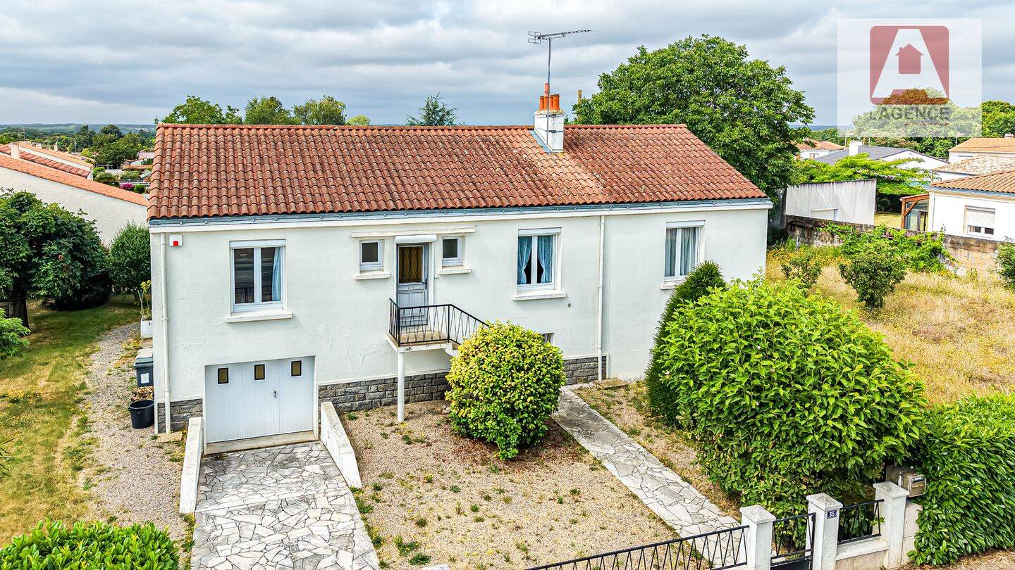 Maison 5 pièces 100 m² · à Aizenay · 100 m² · 196 000 €