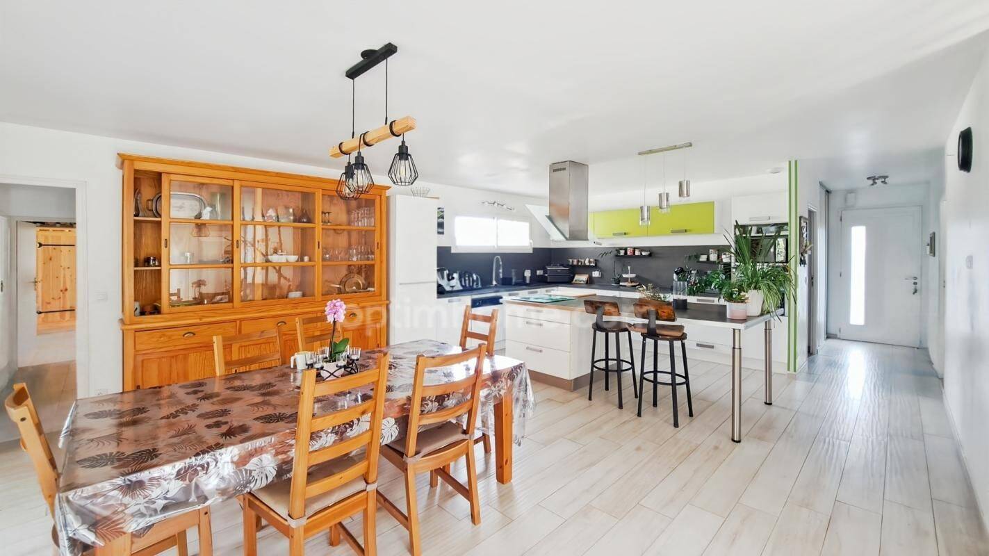 Maison 8 pièces 166 m² · à Peyrehorade · 166 m² · 285 000 €
