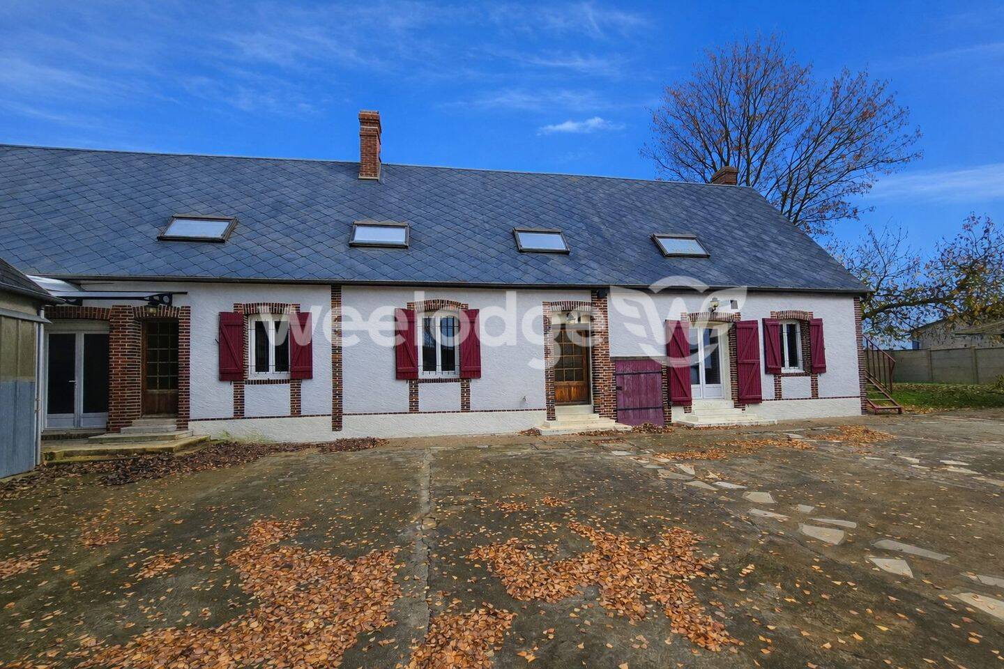 Maison 8 pièces 188 m² · à Bailleau-le-Pin · 188 m² · 249 000 €