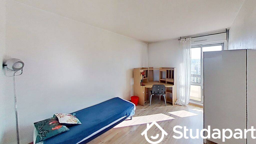 1 pièce 97 m² · à Villeurbanne · 97 m² · 480 €