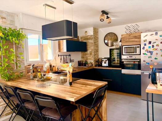 Appartement à louer 900 € 3 pièces 2 chambres 72 m² Étage 2/2 Mairie-Albine Saint-Paul-lès-Dax 40990