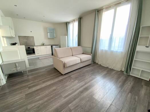 Appartement à vendre 179 000 € 2 pièces 1 chambre 42,8 m² Étage 1/2 Thiers Le Raincy 93340