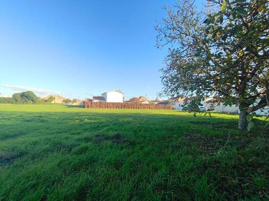 Terrain constructible à vendre 108 000 € 1 205 m² de terrain Puyravault 17700