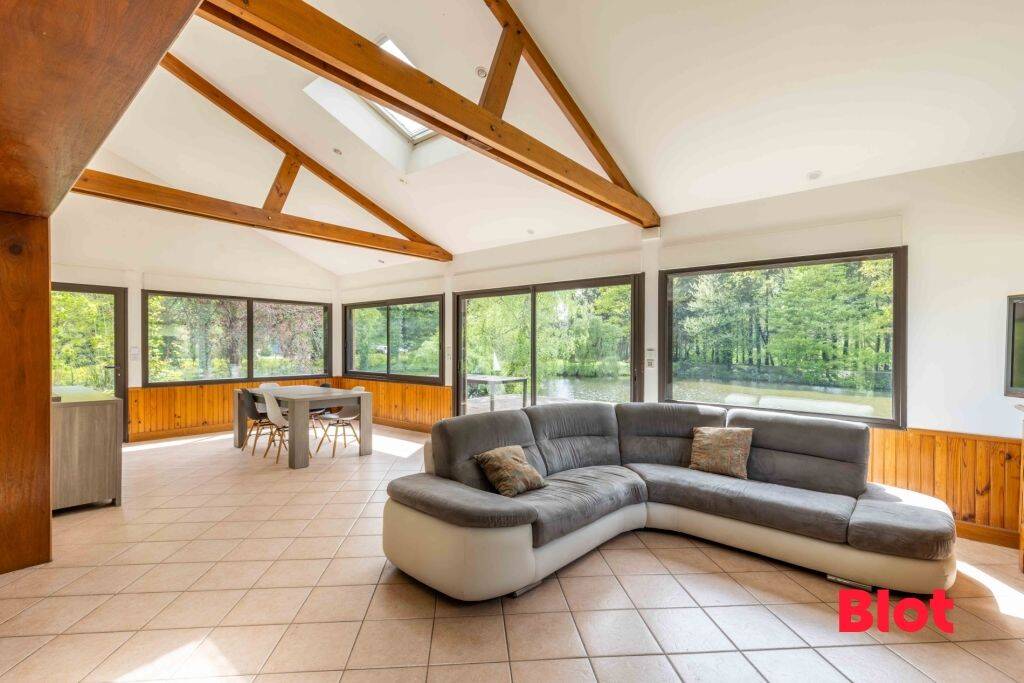 Maison 6 pièces 134 m² · à Saint-Médard-sur-Ille · 134 m² · 441 000 €