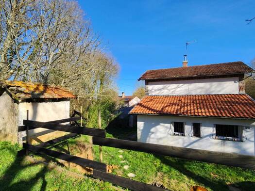 Maison à vendre 162 000 € 3 pièces 2 chambres 70 m² 1 483 m² de terrain Montfort-en-Chalosse 40380