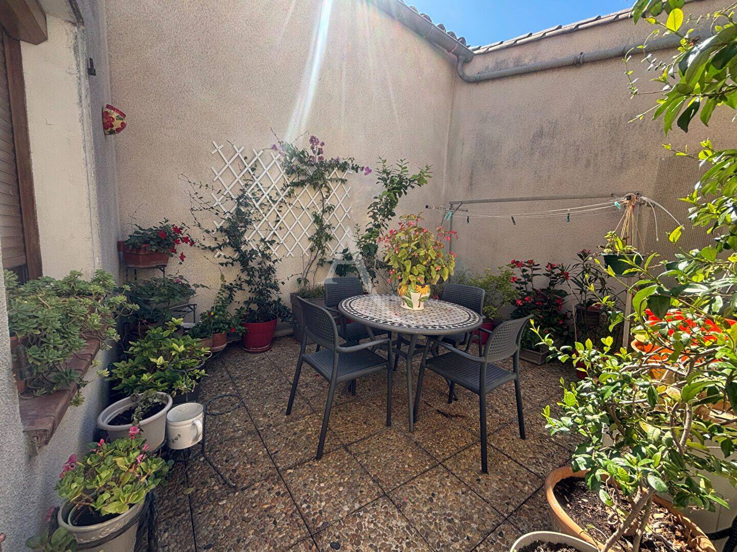 Maison 6 pièces 161 m² · à Douzens · 160,5 m² · 115 000 €