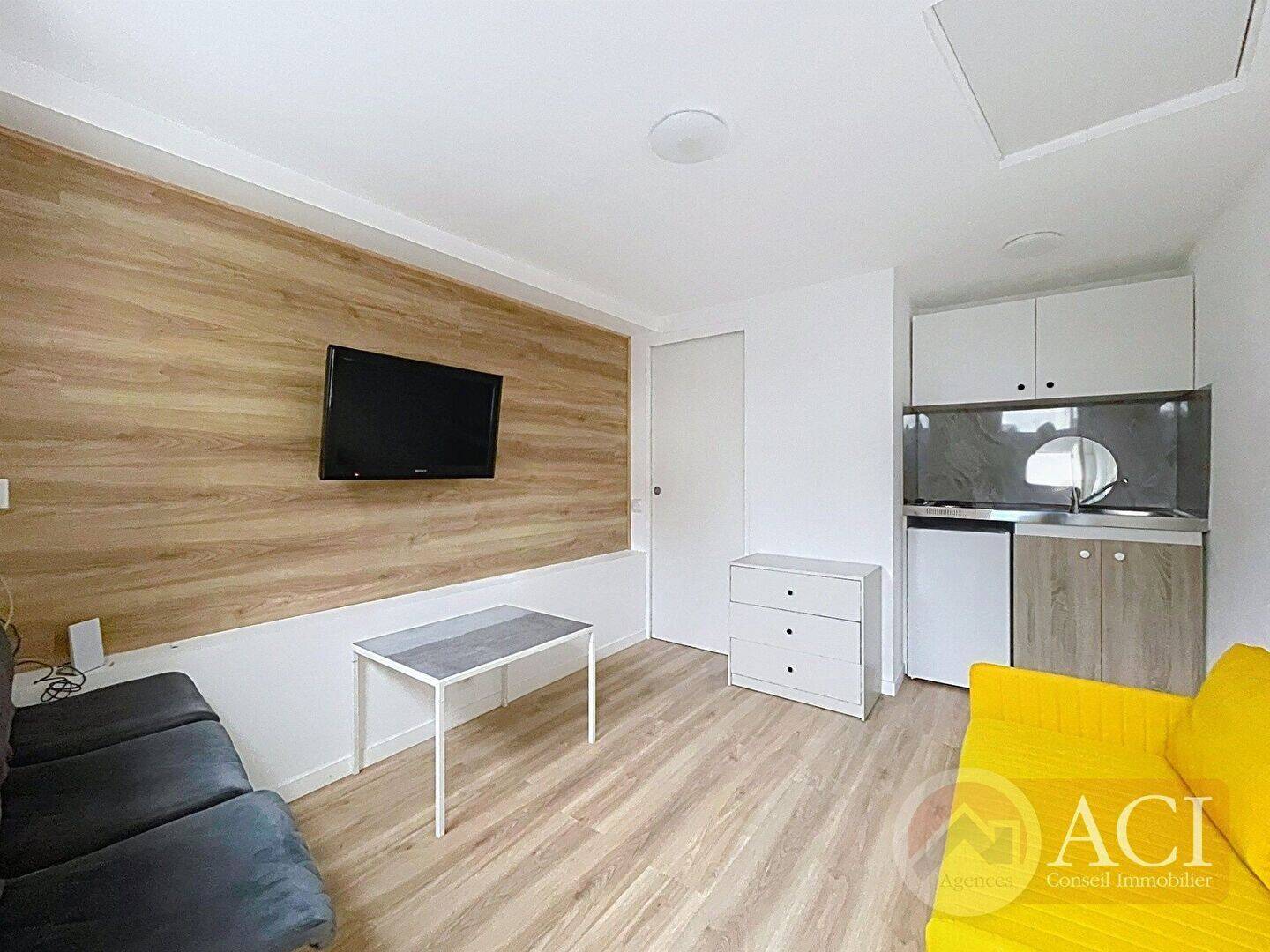 Appartement 1 pièce 11 m² · à Montmagny · 11 m² · 550 €