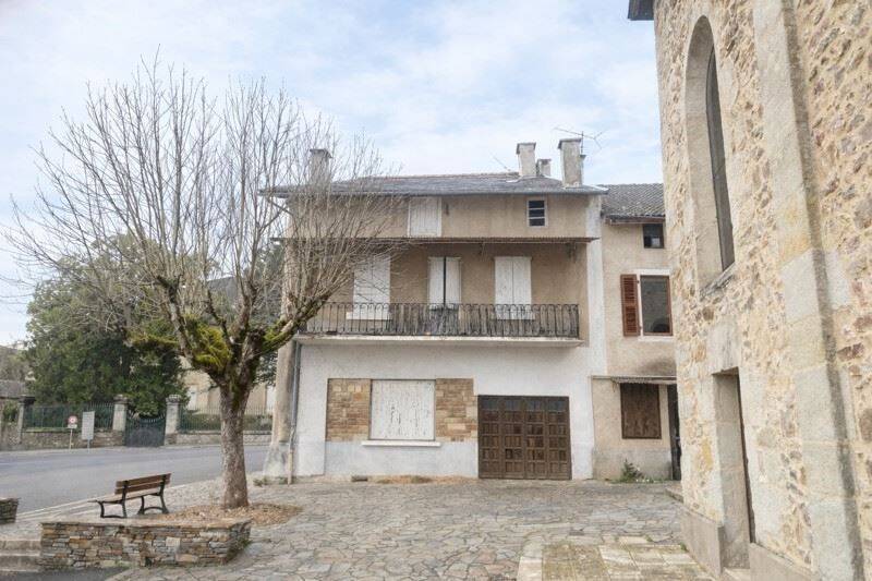 Maison 9 pièces 126 m² · à Bagnac-sur-Célé · 126 m² · 61 600 €