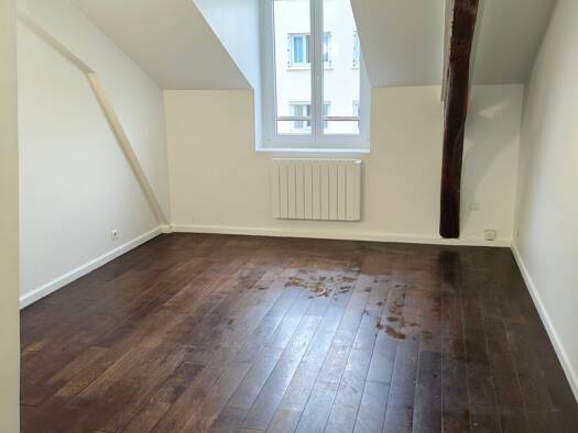 Appartement à louer 1 600 € 3 pièces 2 chambres 50 m² Étage 4/4 Centre Ville-Vieux Puteaux Puteaux 92800