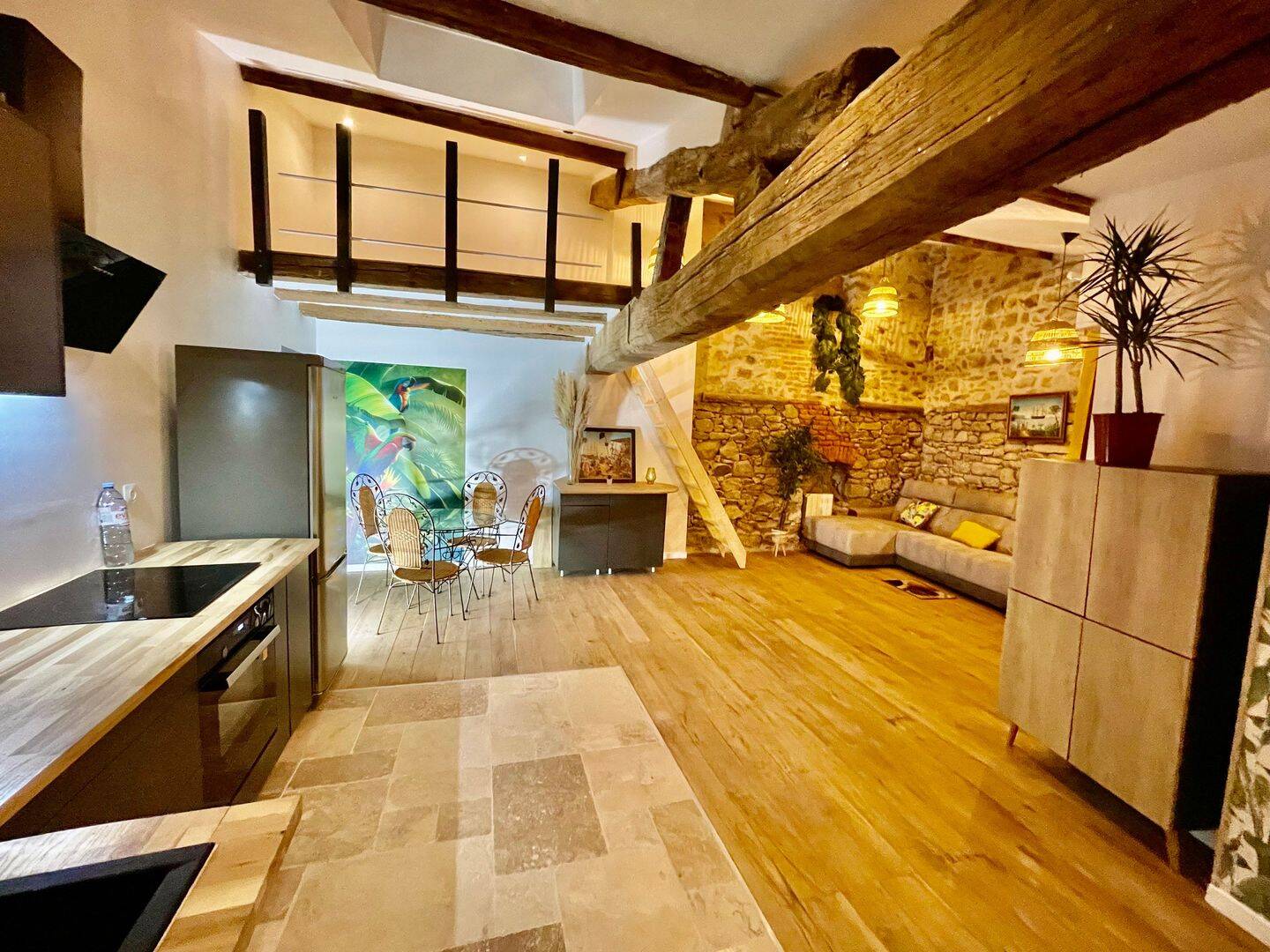Maison 3 pièces 100 m² · à Nantes · 100 m² · 1 600 €/mois