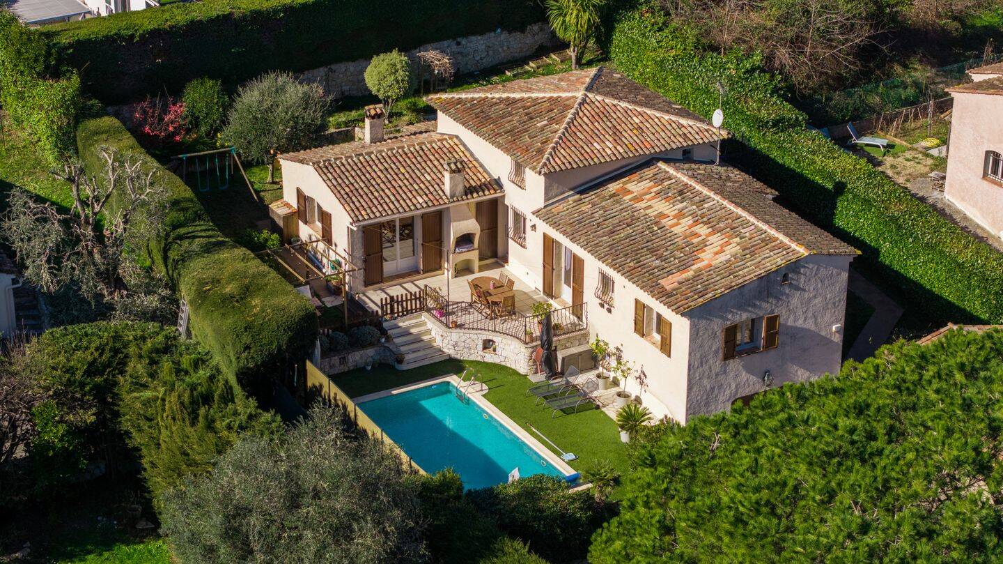 Maison 4 pièces 140 m² · à Vence · 140 m² · 890 000 €