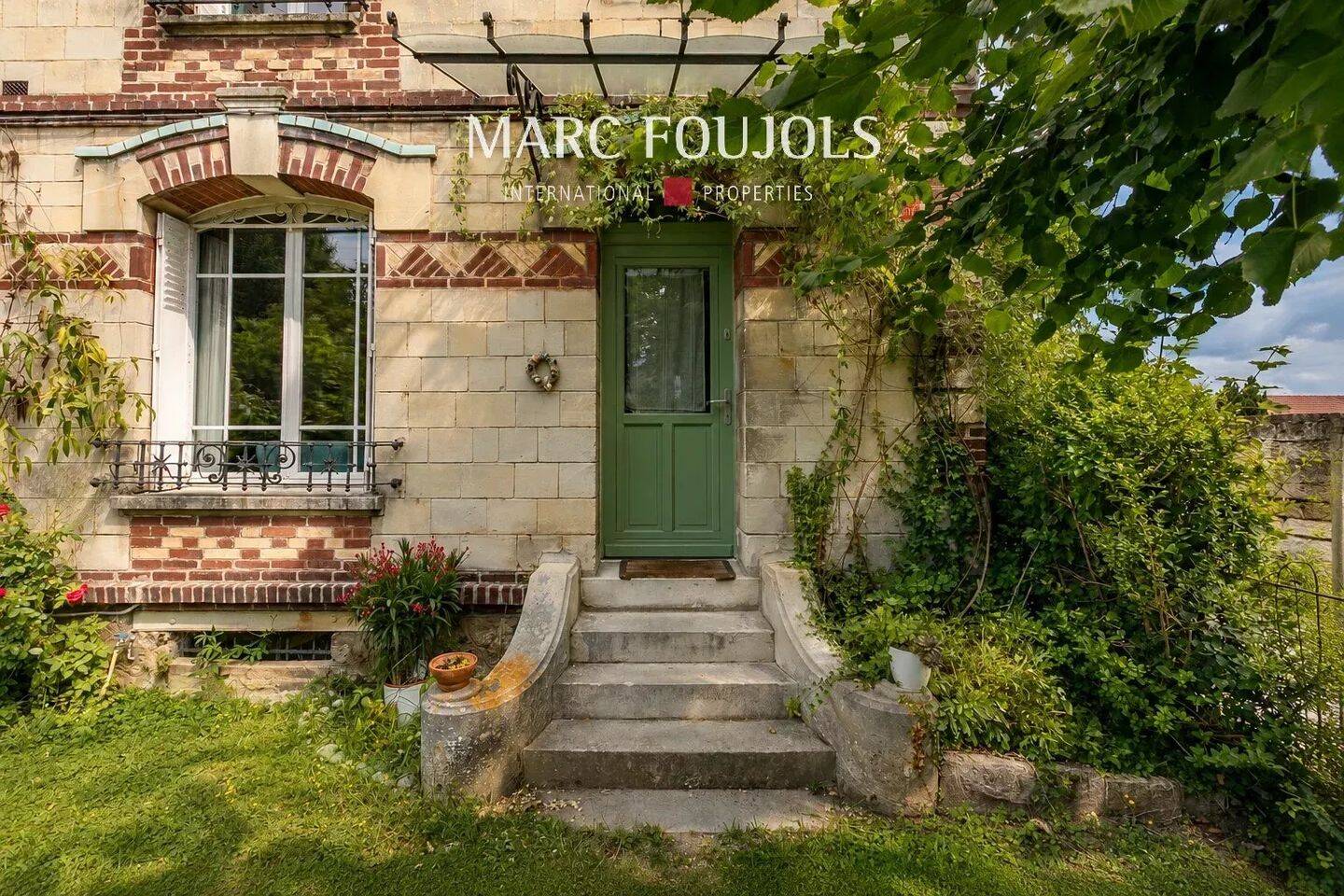 Maison 6 pièces 105 m² · à Orry-la-Ville · 105 m² · 450 000 €