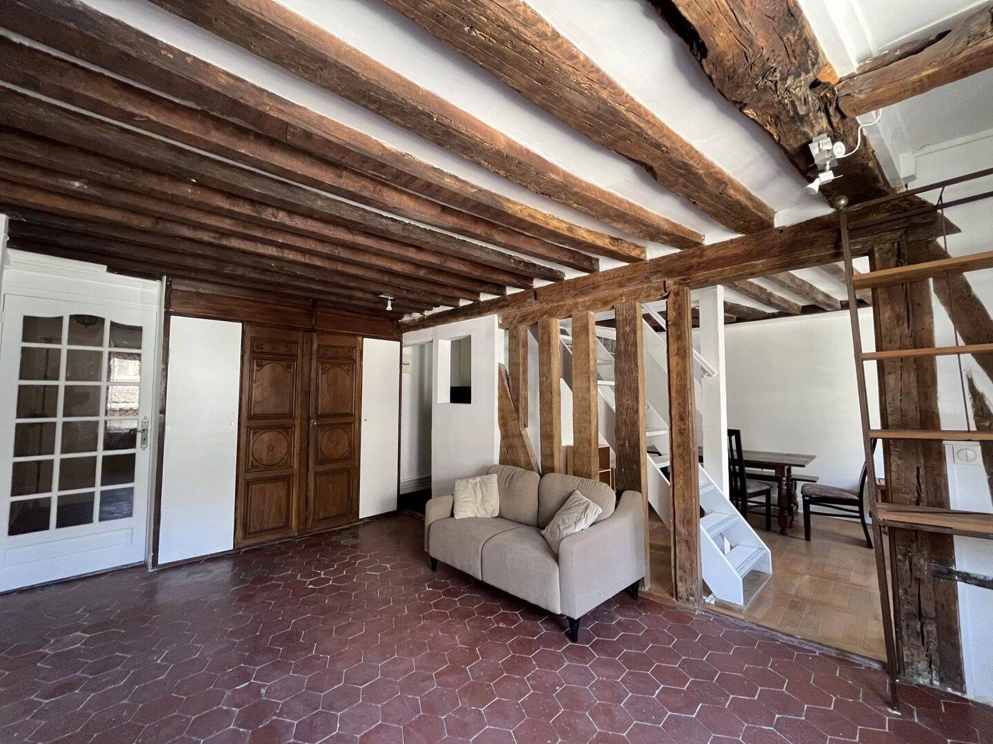 Appartement 3 pièces 68 m² · à Paris 2ème Arrondissement · 68,1 m² · 2 550 €/mois
