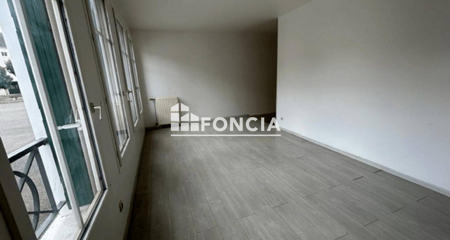 Appartement 1 pièce 30 m² · à Courdimanche · 29,9 m² · 639 €/mois