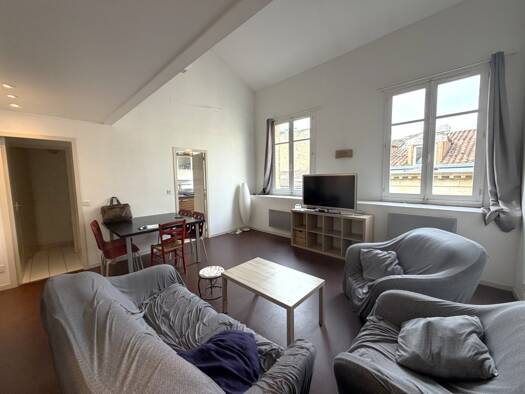 Appartement à vendre 399 000 € 3 pièces 2 chambres 86 m² Étage 3/3 Bordeaux 33000