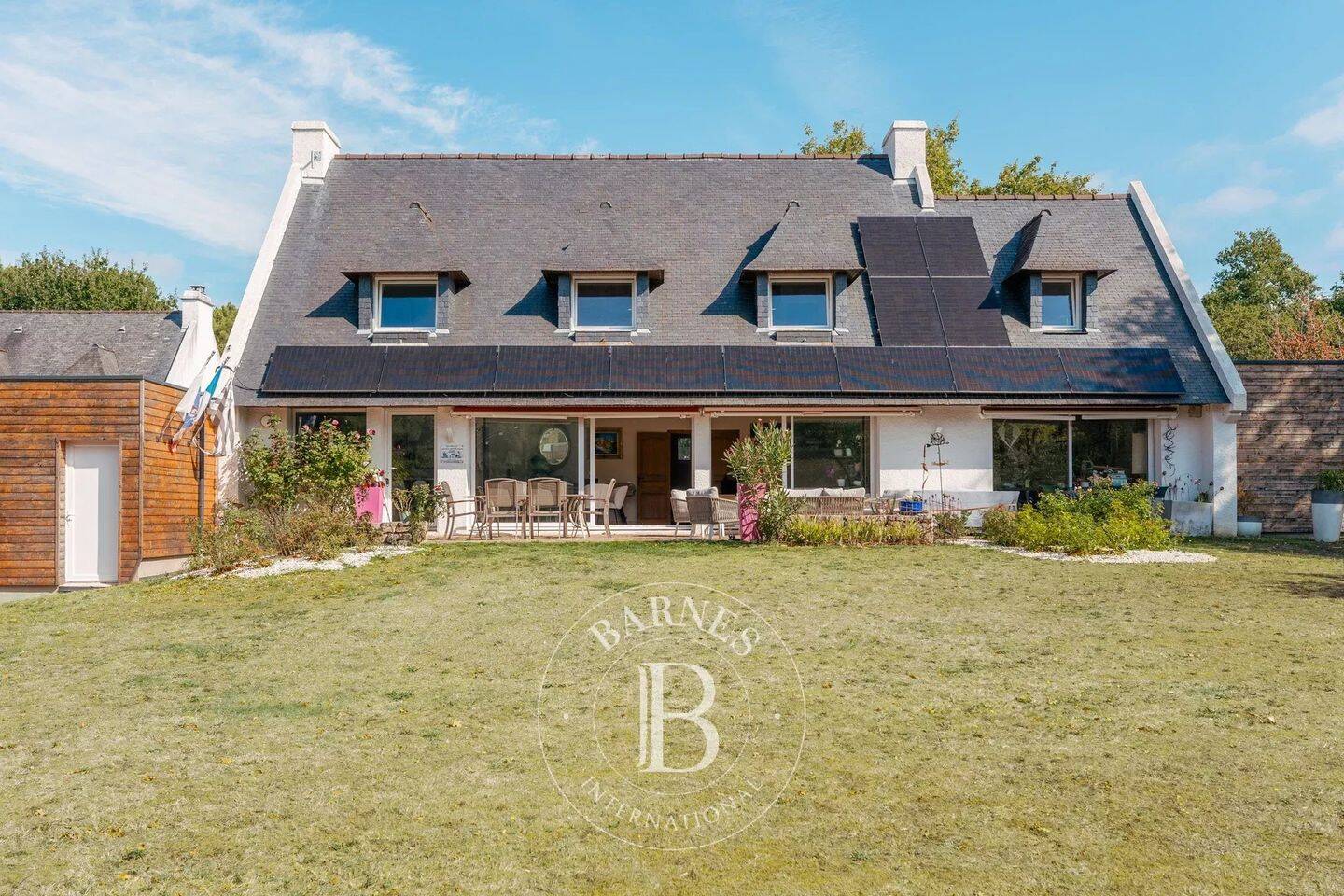 Maison 8 pièces 226 m² · à Ploemel · 226 m² · 997 500 €