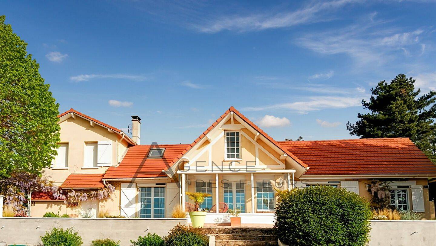 Maison 6 pièces 130 m² · à Freneuse · 130 m² · 399 000 €