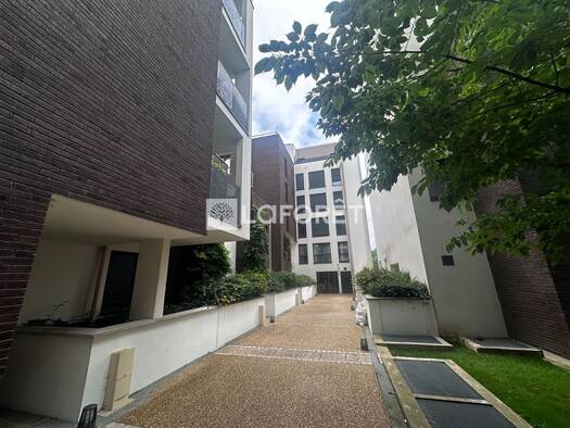 Appartement à vendre 184 700 € 2 pièces 1 chambre 41 m² Étage 1/4 Léo Lagrange Noisy-le-Sec 93130