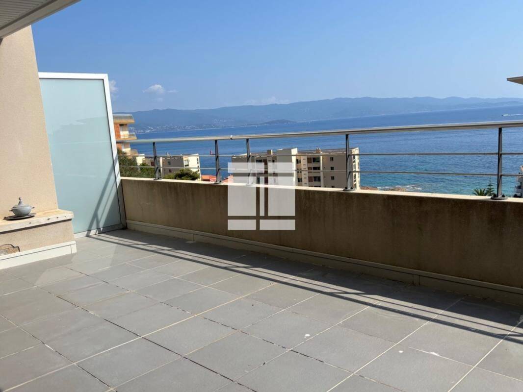 Appartement 2 pièces 54 m² · à Ajaccio · 54 m² · 315 000 €