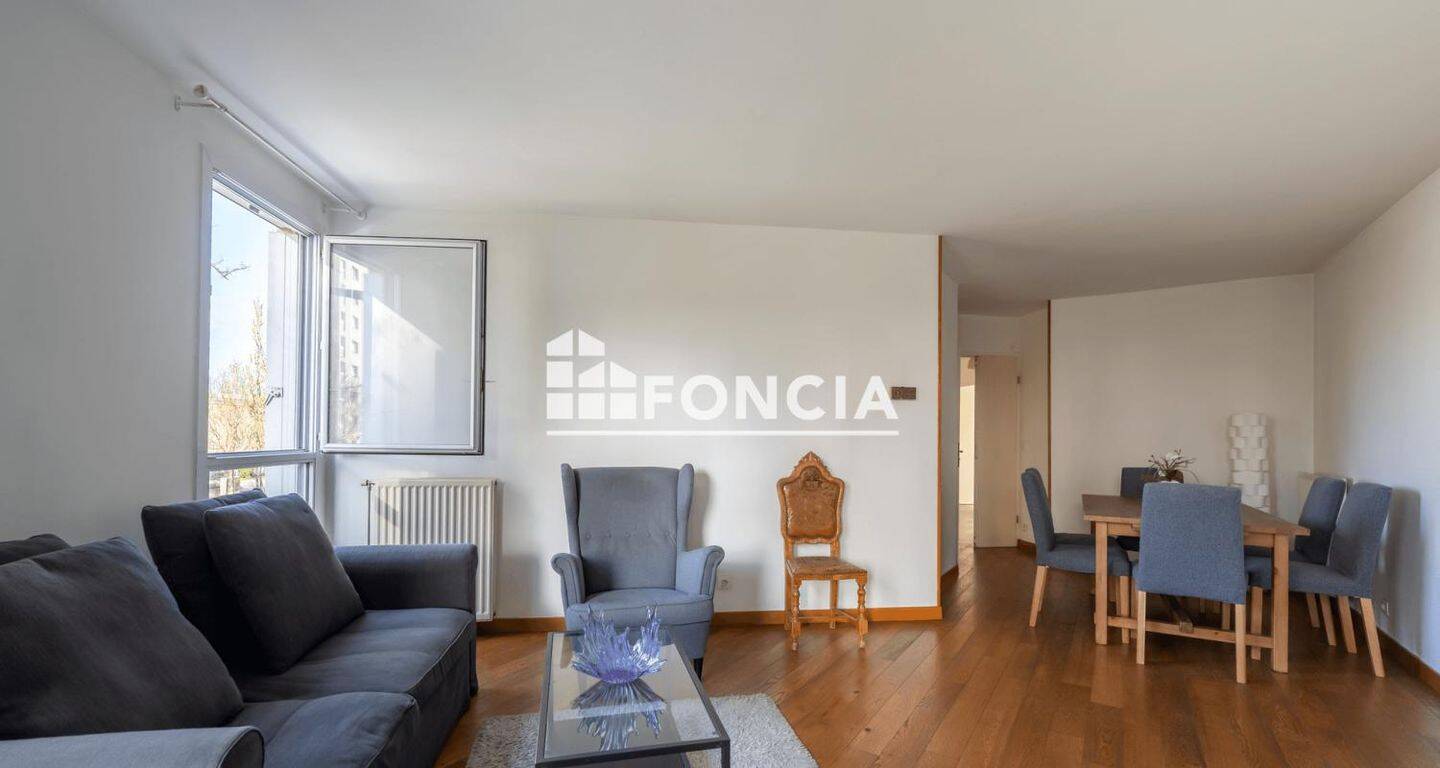 Appartement 4 pièces 74 m² · à Saint-Denis · 74 m² · 260 000 €