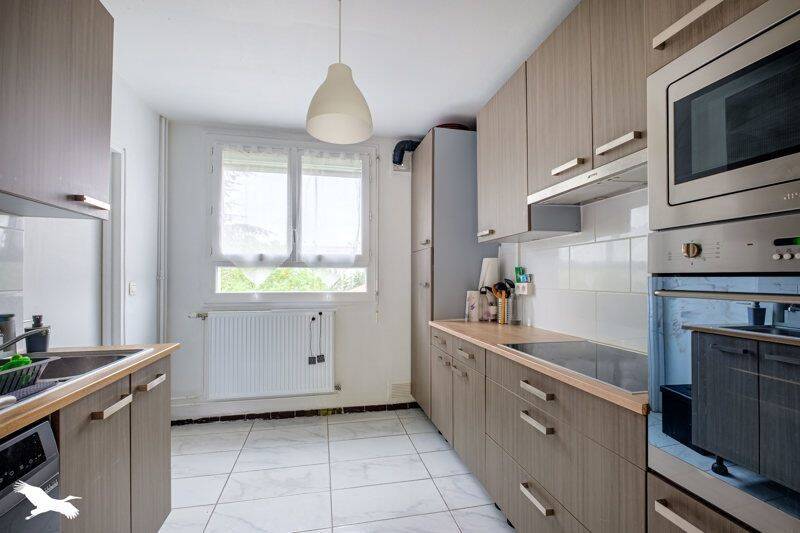 Appartement 4 pièces 62 m² · à Bron · 62 m² · 899 €