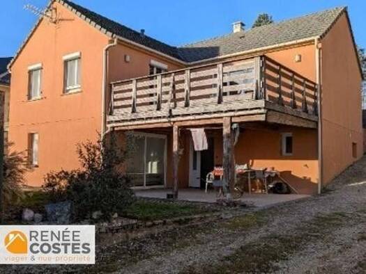Maison en viager occupé Bouquet 41 420 € 4 pièces 3 chambres 153 m² 1 000 m² de terrain Baraqueville 12160