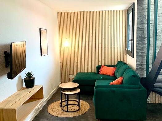 Appartement à louer 810 € 3 pièces 2 chambres 47 m² Étage 4/5 Seignosse 40510