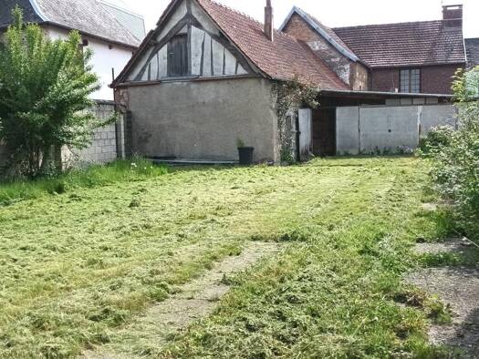 Immeuble à vendre 109 000 € 195 m² Gamaches 80220