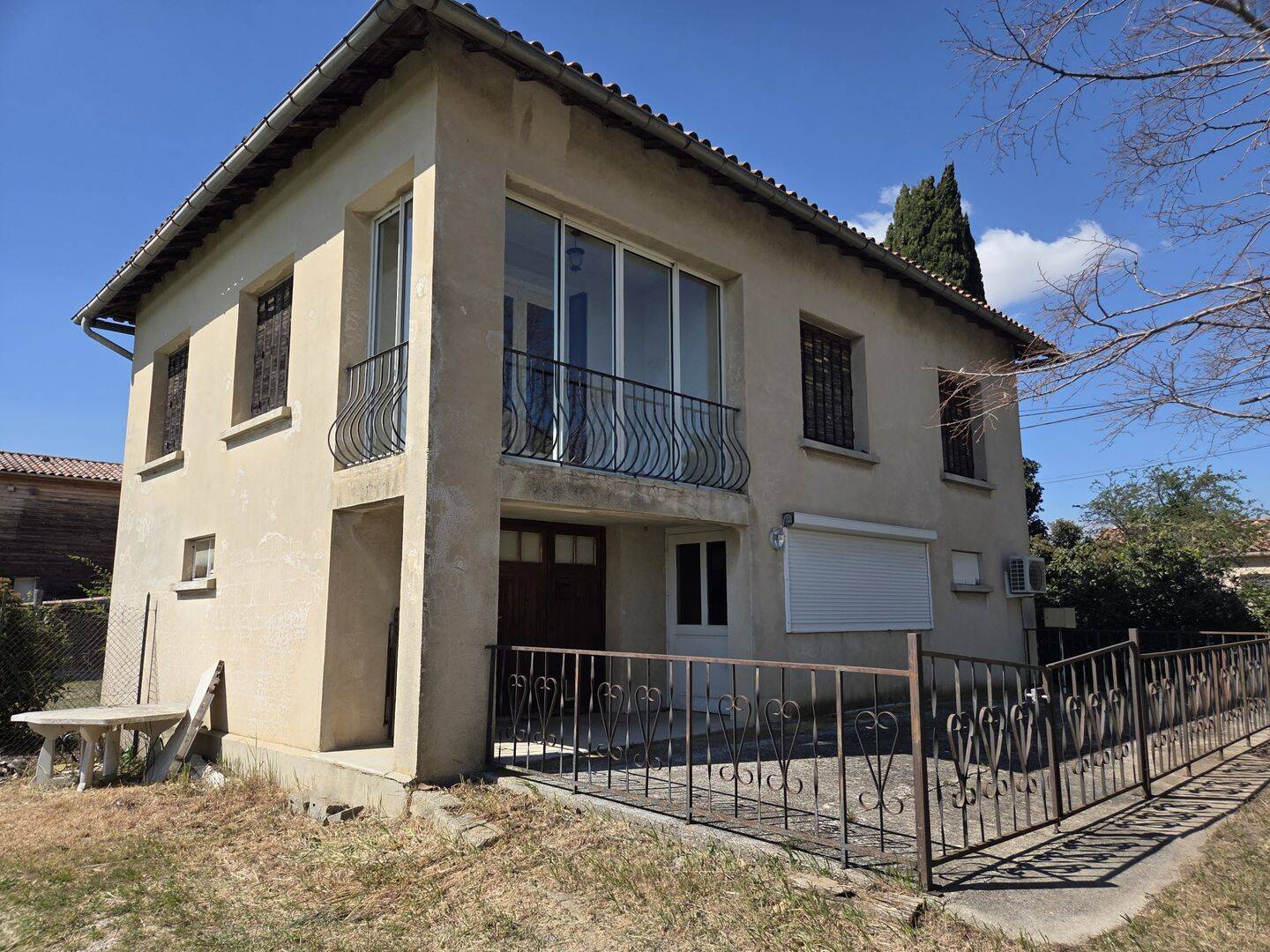 Maison 8 pièces 72 m² · à Sainte-Cécile-les-Vignes · 72 m² · 240 000 €
