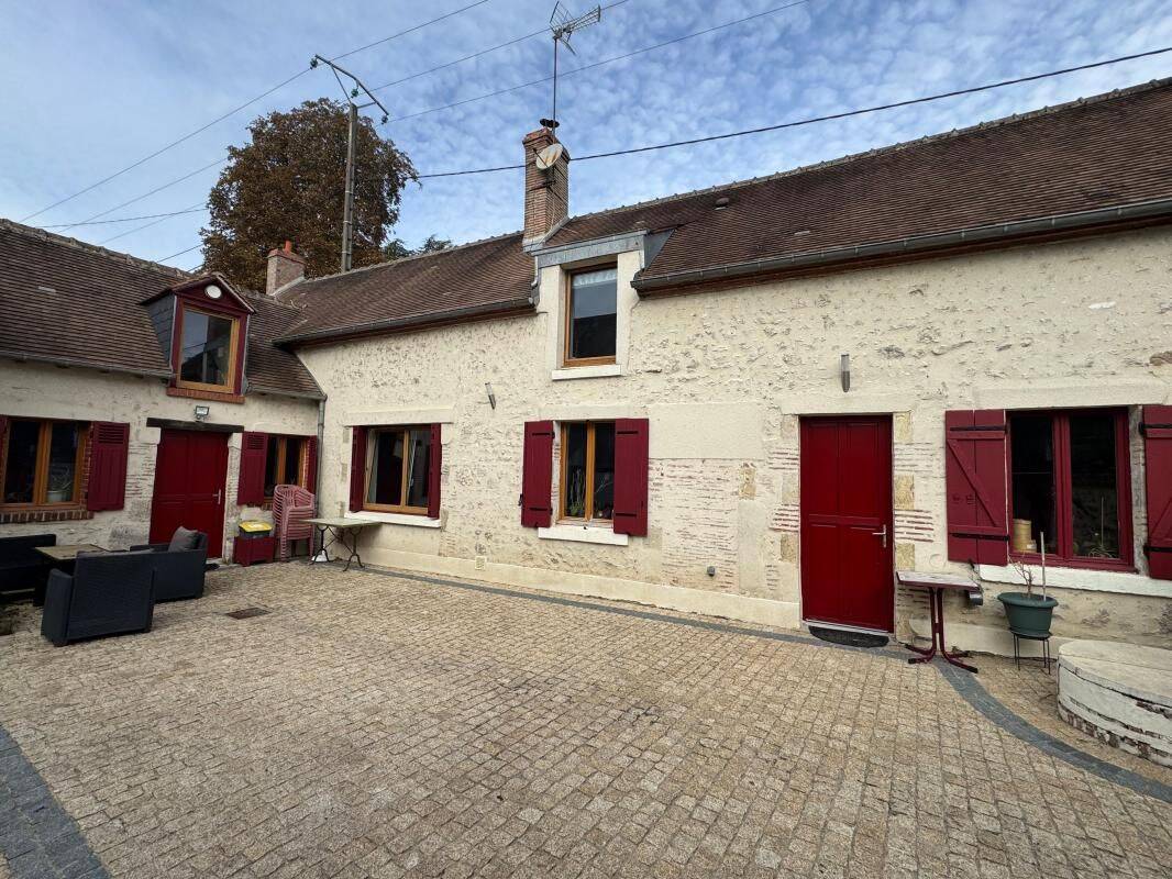 Maison 5 pièces 160 m² · à Saint-Pryvé-Saint-Mesmin · 160 m² · 299 900 €