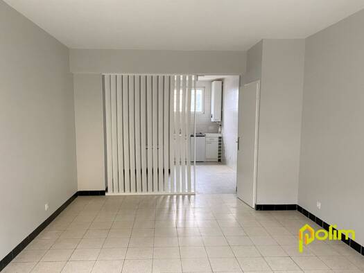 Appartement à louer 405 € 1 pièce 40,7 m² RDC/2 disponible dès maintenant Blénod-lès-Pont-à-Mousson 54700