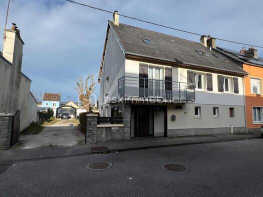 Pavillon à vendre 363 000 € 6 pièces 5 chambres 180 m² Tourlaville Place Cherbourg-en-Cotentin 50110