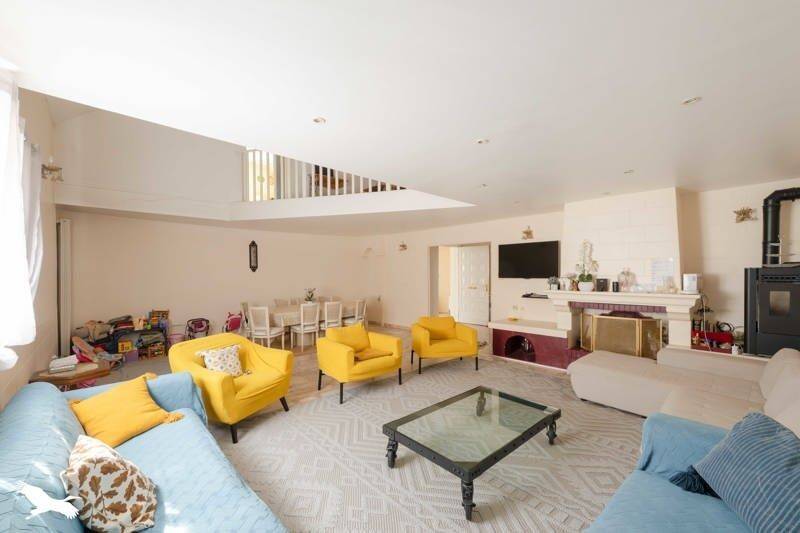 Maison 6 pièces 180 m² · à Bezons · 180 m² · 448 232 €