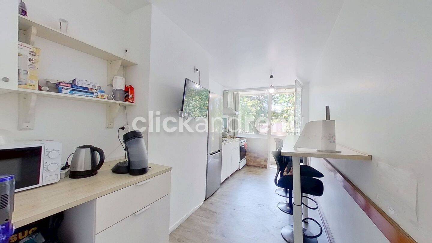 5 pièces 81 m² · à Cergy · 81 m² · 520 €