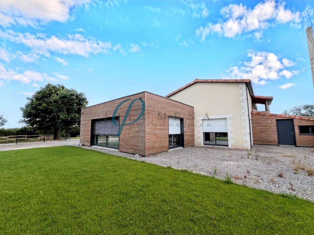 Maison 5 pièces 136 m² · à Orée d'Anjou · 135,9 m² · 1 211 €