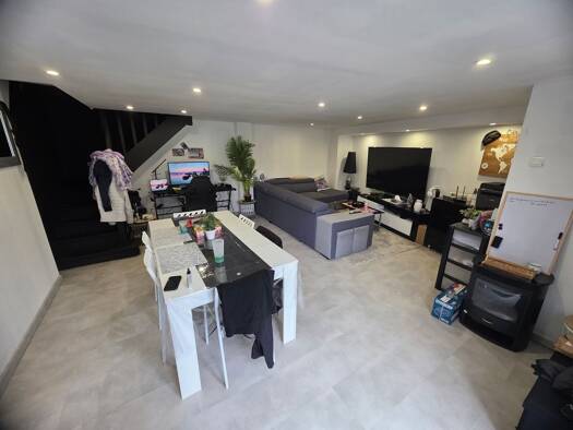 Maison à louer 890 € 4 pièces 2 chambres 90 m² dès le 01/06/2026 Lisle 24350