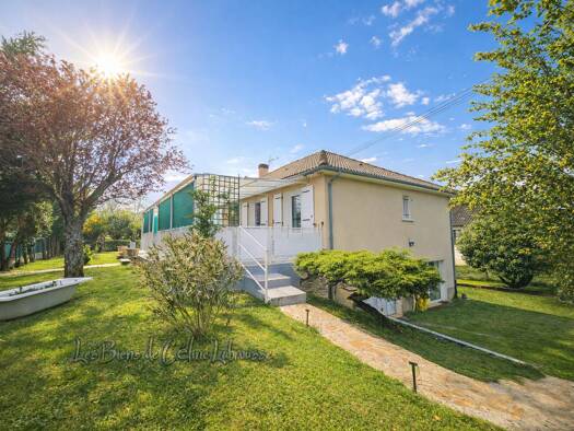 Maison à vendre 196 100 € 6 pièces 4 chambres 125 m² 1 061 m² de terrain Thiviers 24800