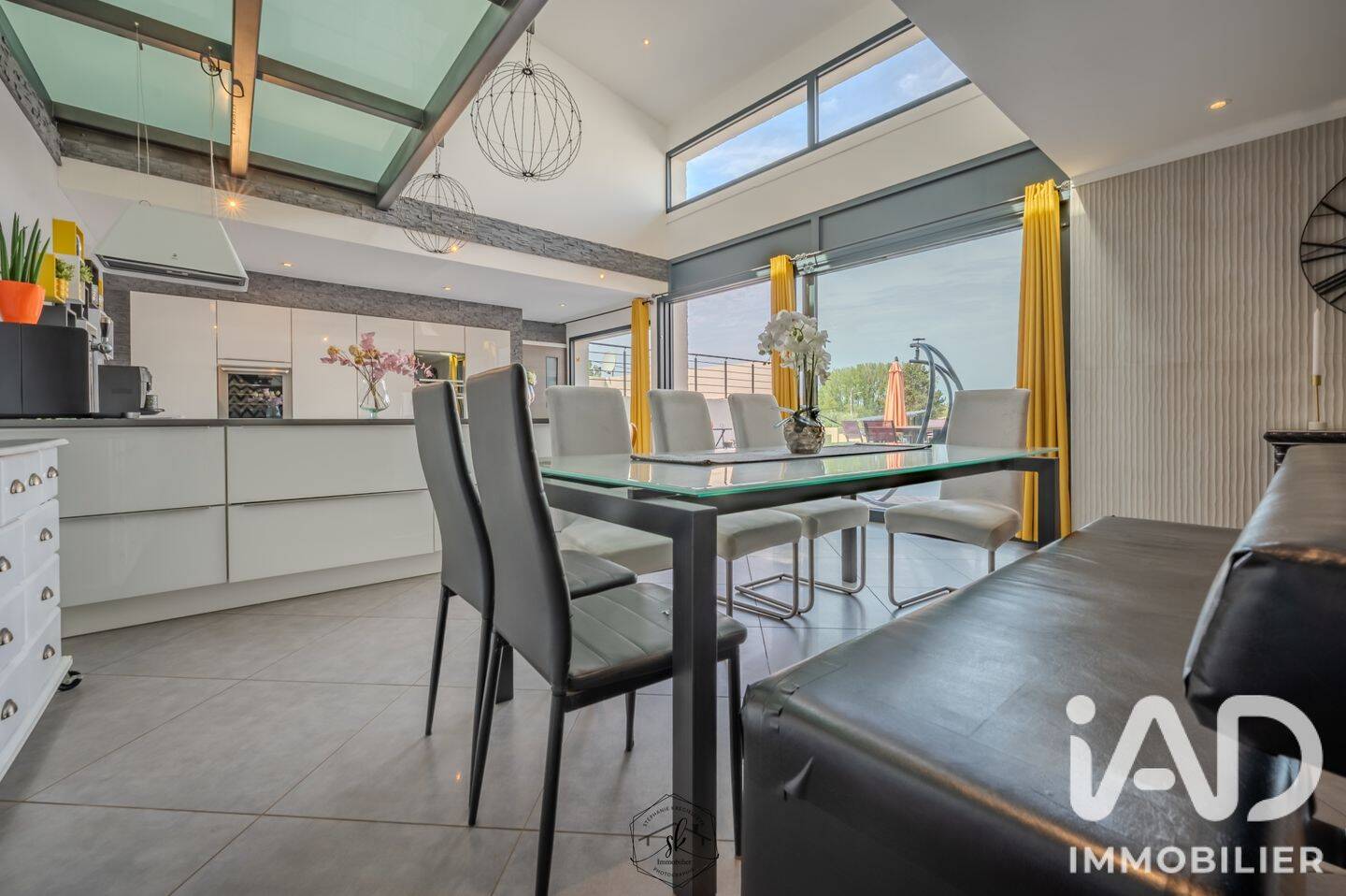 Maison 5 pièces 221 m² · à Malling · 221 m² · 729 000 €