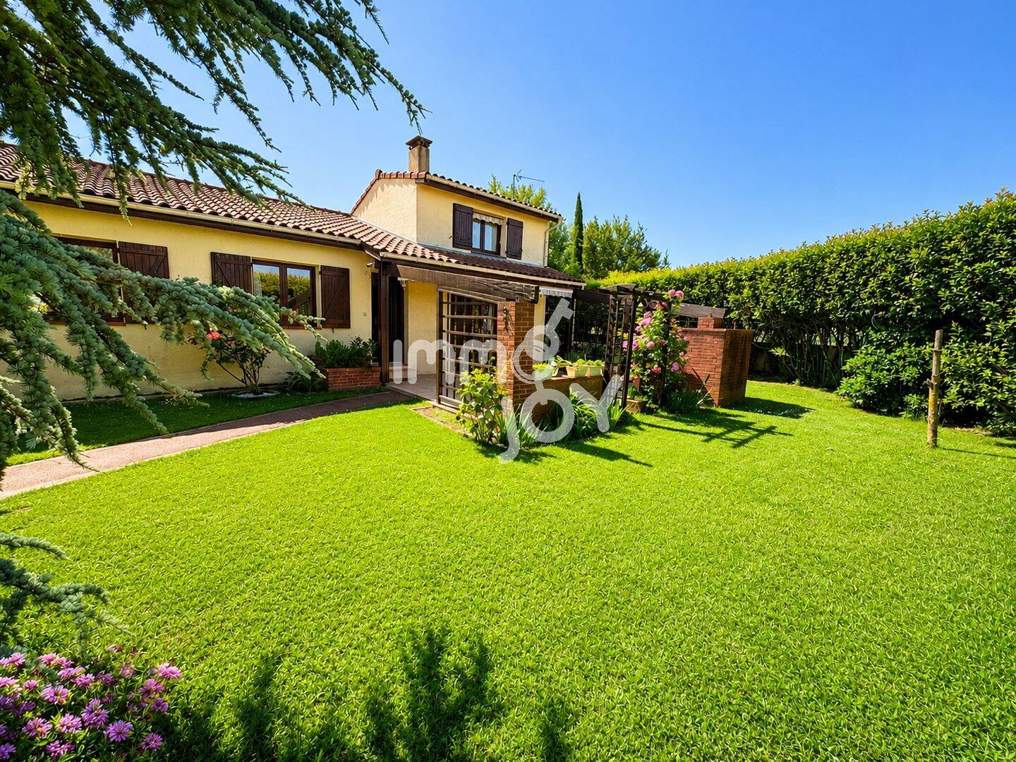 Maison 5 pièces 115 m² · à La Salvetat-Saint-Gilles · 115 m² · 358 000 €