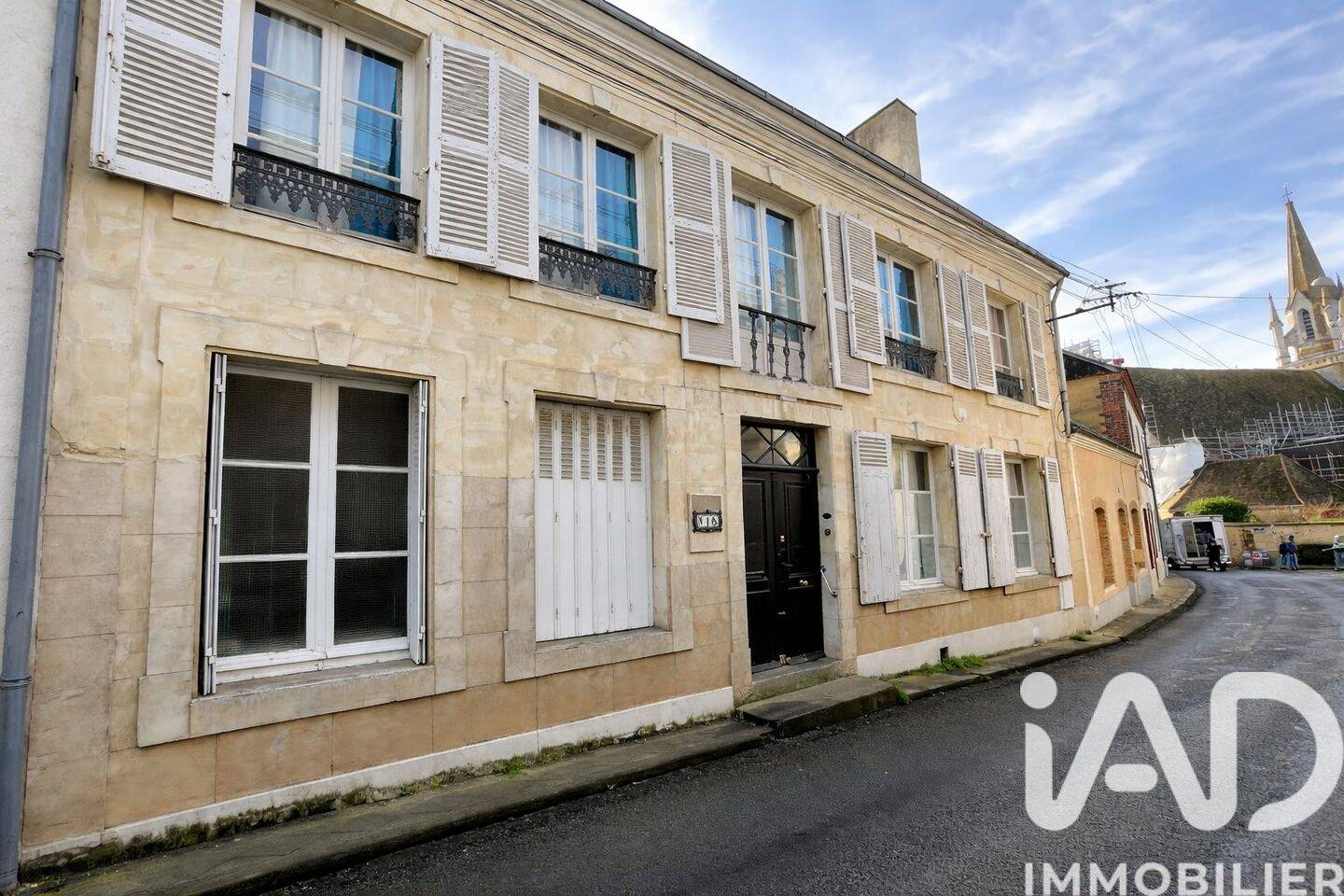 Maison 5 pièces 229 m² · à Mondoubleau · 229 m² · 136 900 €