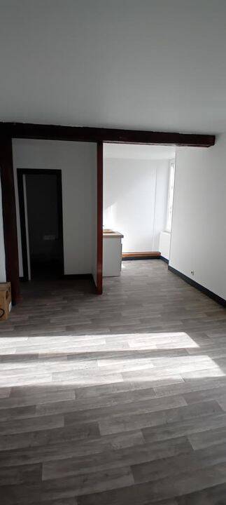Appartement 2 pièces 45 m² · à Châlus · 45 m² · 437 €/mois