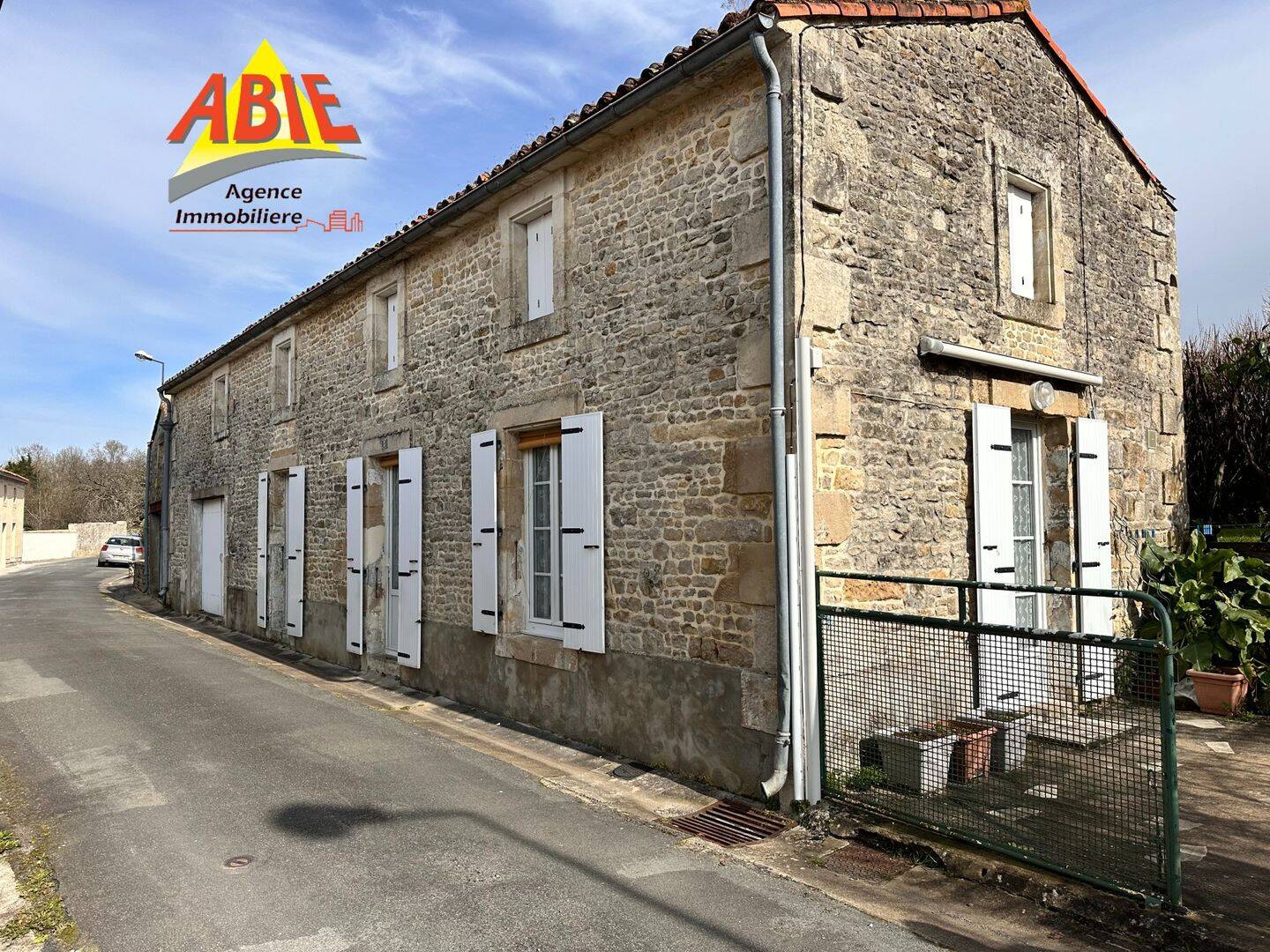 Maison 6 pièces 132 m² · à Coulonges-sur-l'Autize · 132 m² · 95 400 €