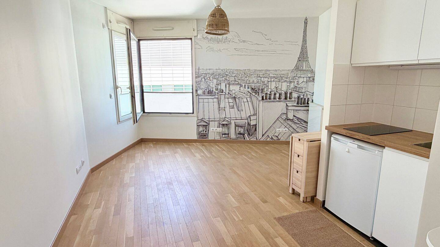 Appartement 1 pièce 27 m² · à Issy-les-Moulineaux · 26,8 m² · 234 000 €