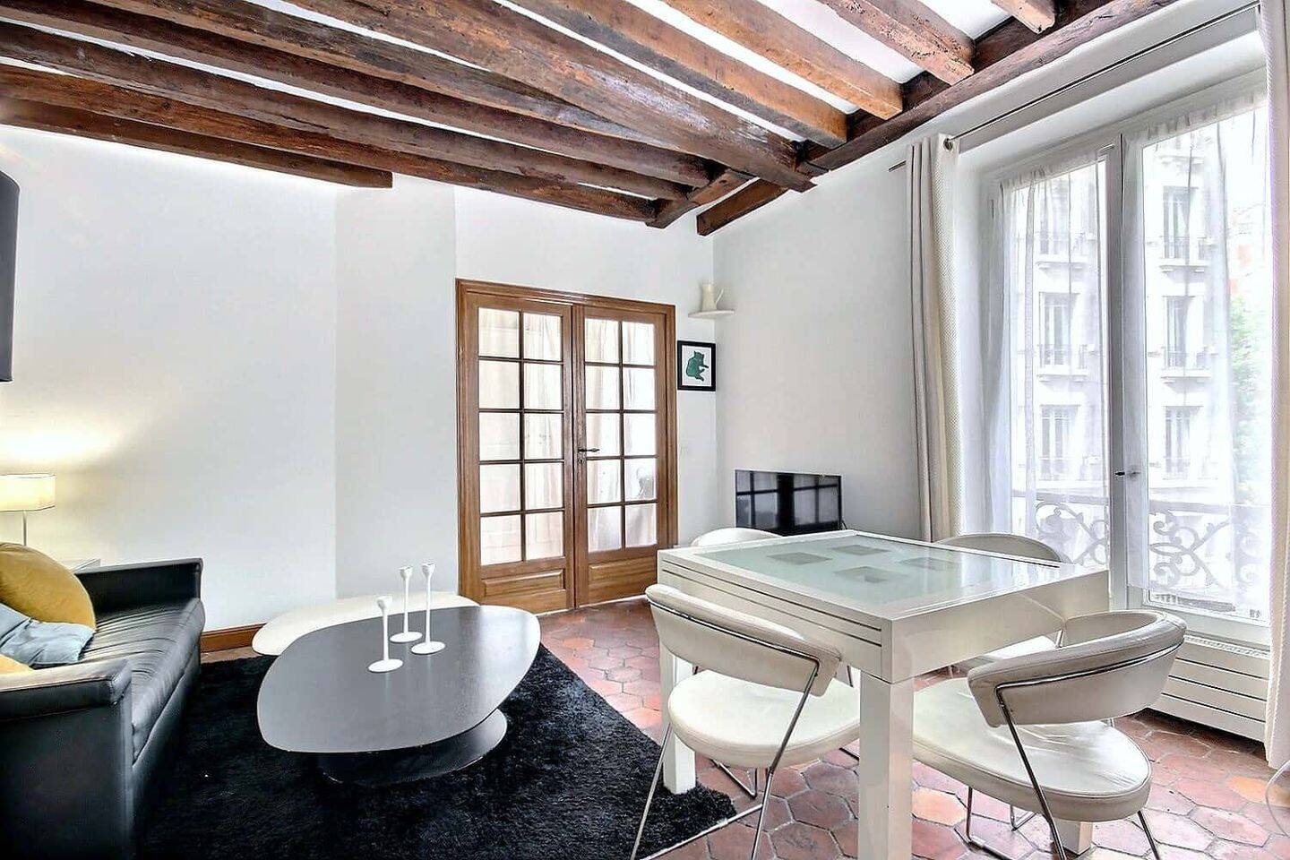 Appartement 2 pièces 50 m² · à Paris 11ème Arrondissement · 50 m² · 2 105 €
