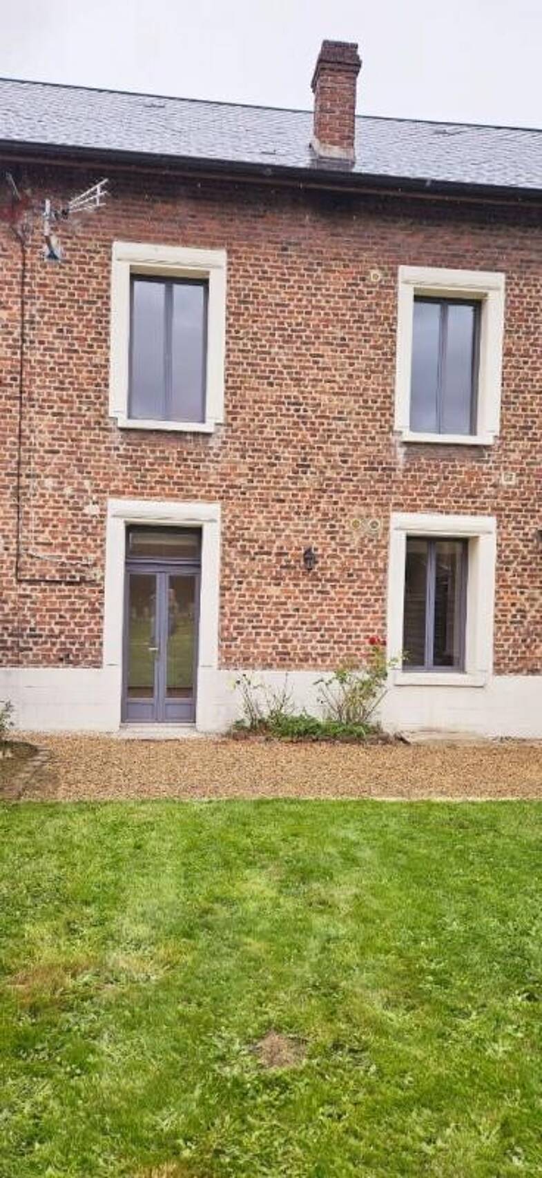 Maison à louer 630 € 2 pièces 1 chambre 67 m² 100 m² de terrain Guise 02120