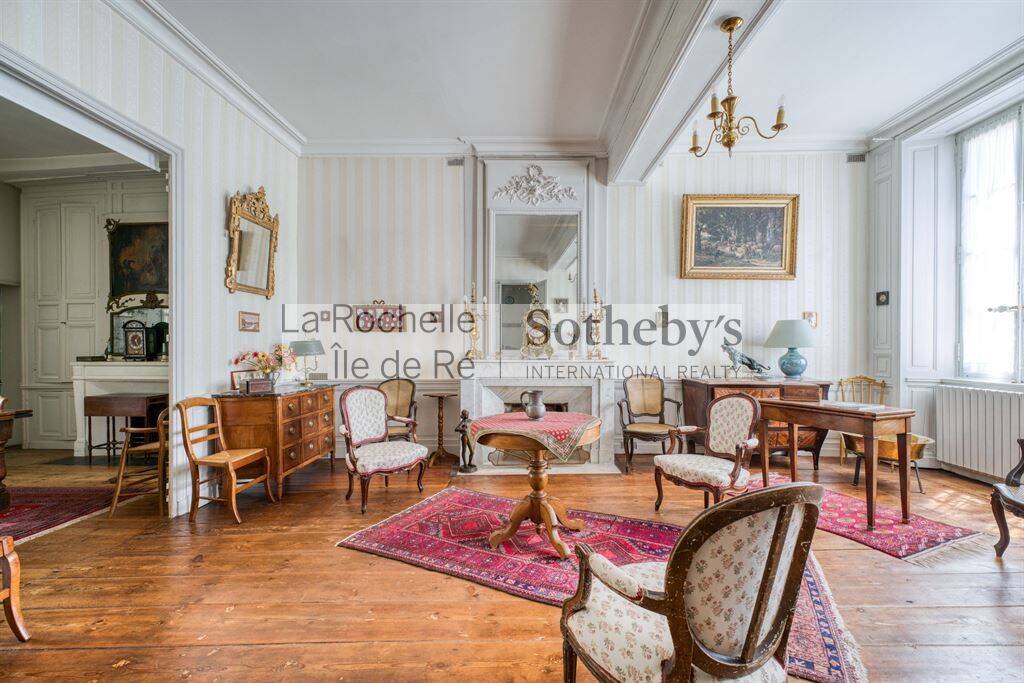 Maison 8 pièces 249 m² · à La Rochelle · 249 m² · 1 260 000 €