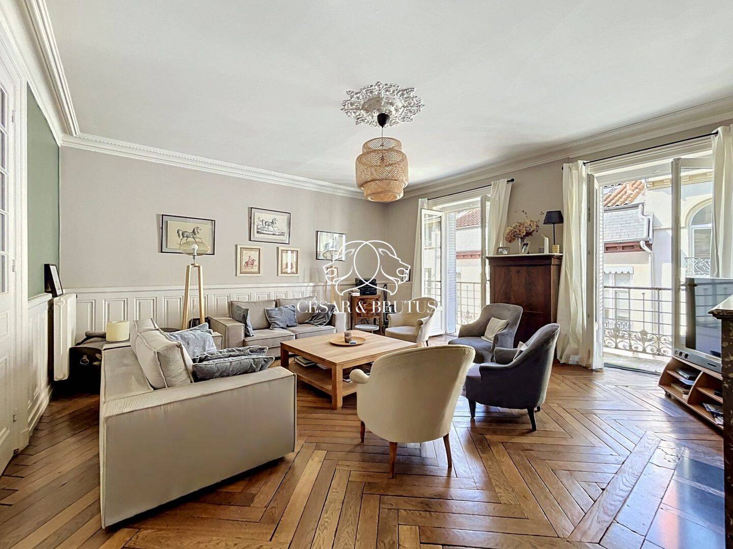 Appartement 7 pièces 222 m² · à Lyon 3ème Arrondissement · 222 m² · 1 040 000 €