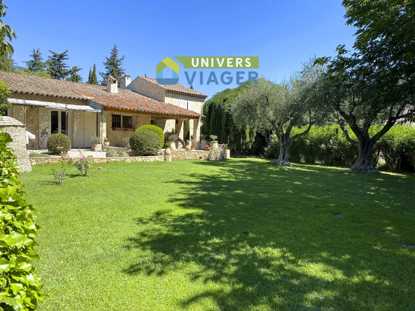 Maison 6 pièces 121 m² · à Fréjus · 121 m² · 389 500 €